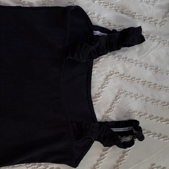 Black Ribbed Bodysuit with Ruffle Straps - Picture 2 of 4